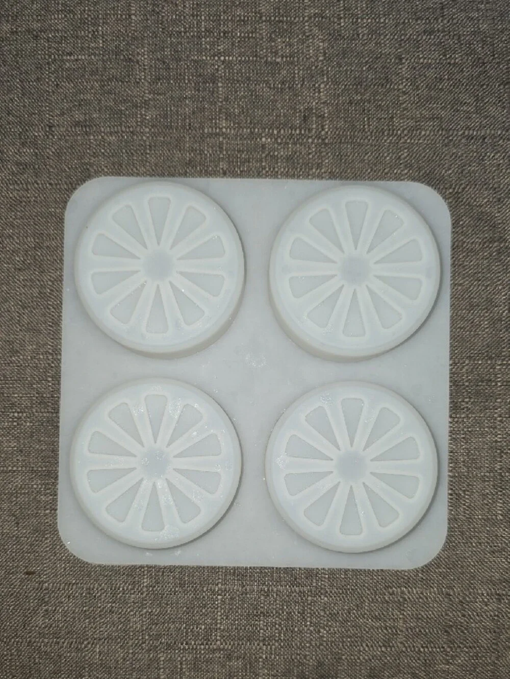 T.J.Maxx Light Gray Silicone 4-Cavity Round Mold